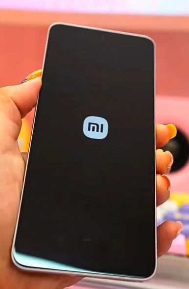 Живые фото и ключевые характеристики Xiaomi 12 Lite