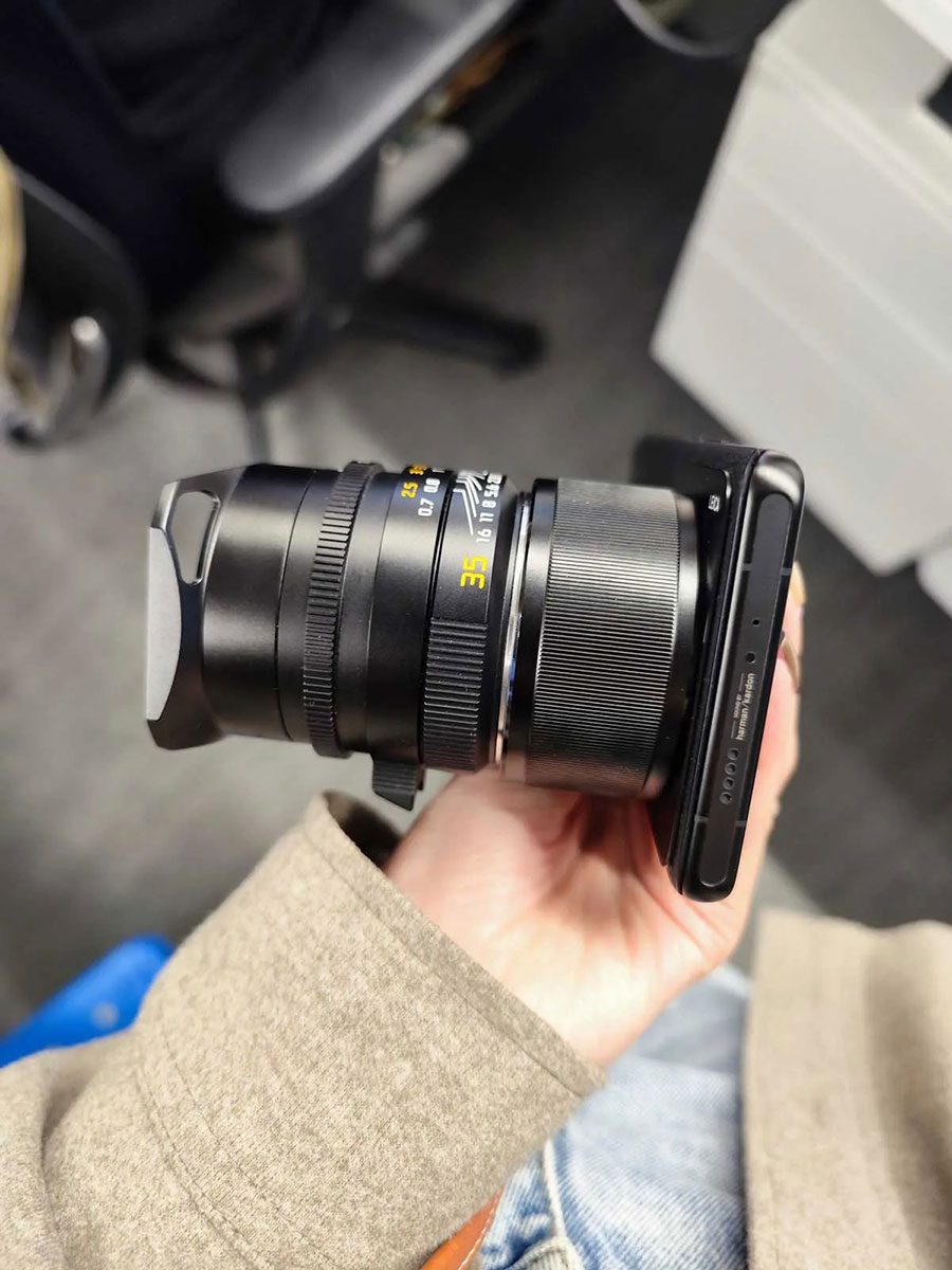 Xiaomi 12S Ultra Сoncept Version/Machine